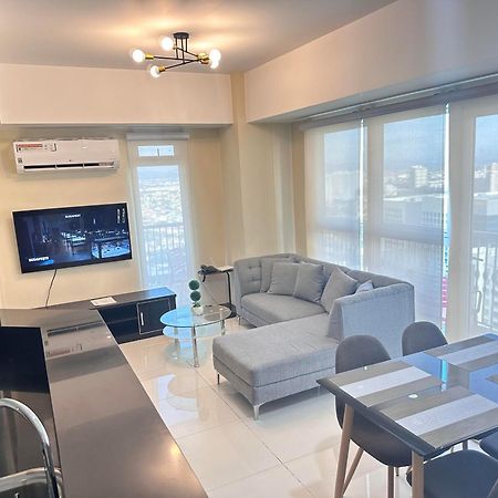Premium Executive Suite At Venice Luxury Residences Manila Exterior photo