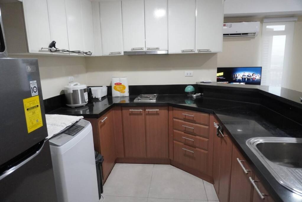 Premium Executive Suite At Venice Luxury Residences Manila Exterior photo