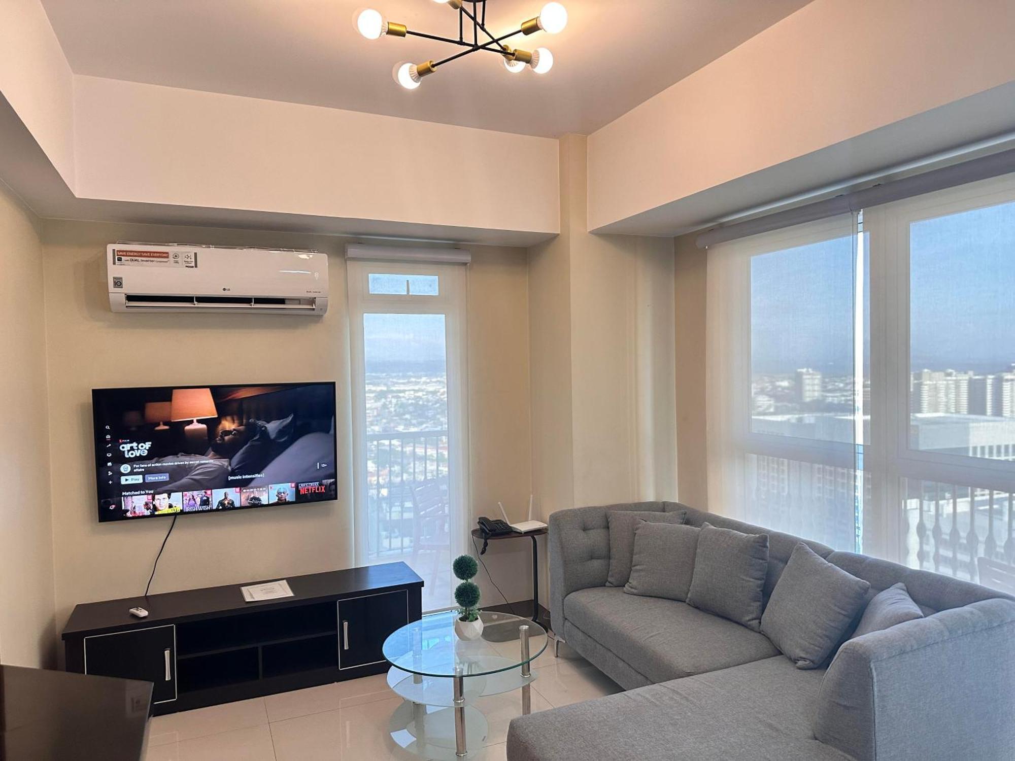 Premium Executive Suite At Venice Luxury Residences Manila Exterior photo